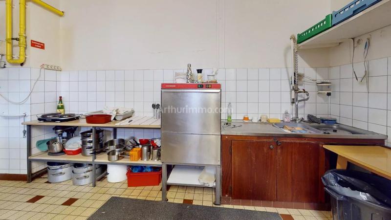 Immeuble - 650 m² - 29 pièces