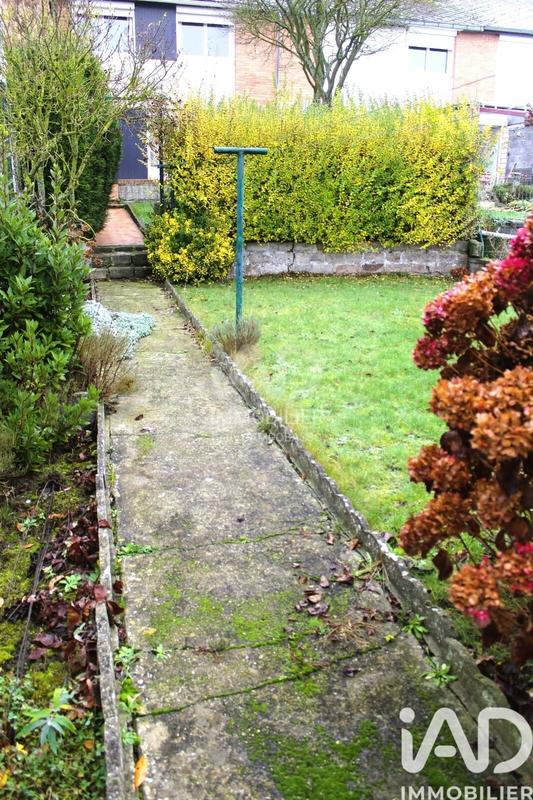 Maison - 92 m² - 4 pièces