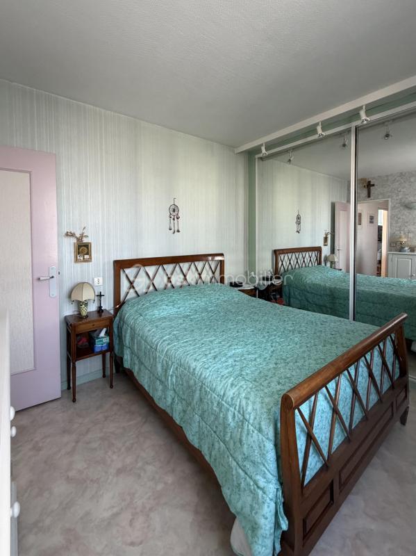 Appartement - 94 m² - 5 pièces