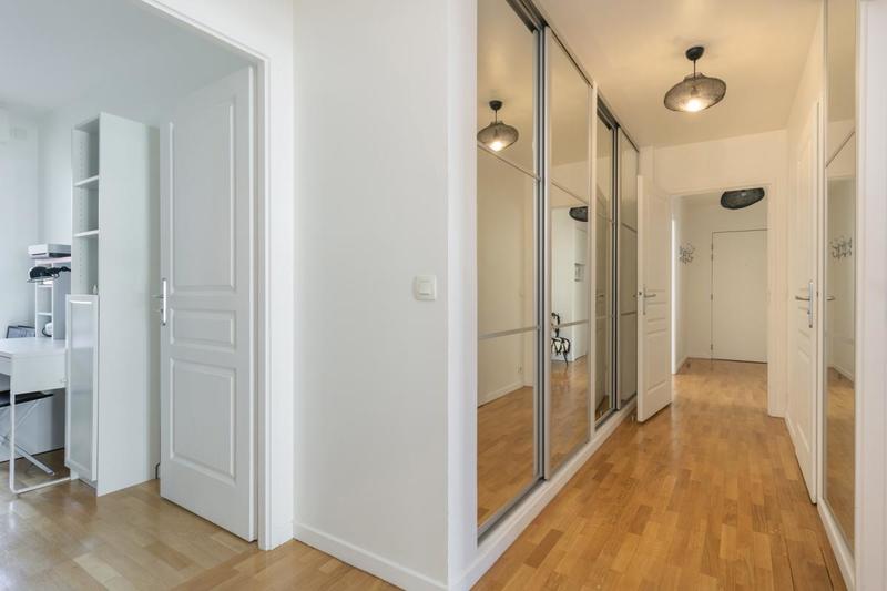 Appartement - 87 m² - 4 pièces