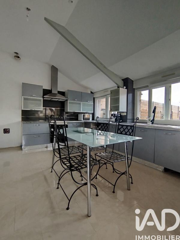 Maison - 140 m² - 7 pièces