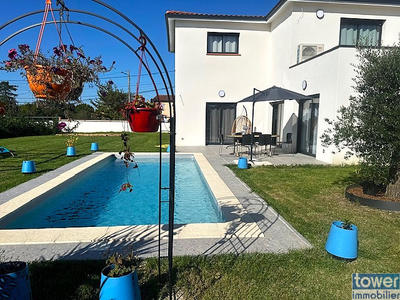 Maison - 144 m² - 5 pièces