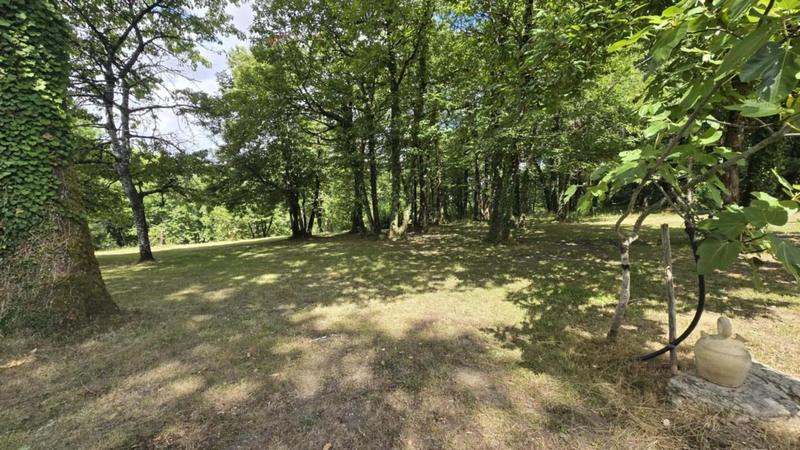 Propriété - 240 m² - 9 pièces