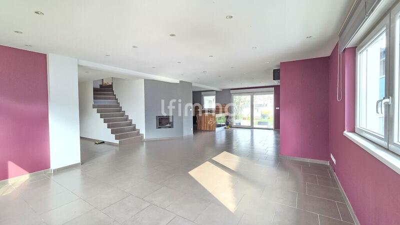 Villa - 225 m² - 7 pièces