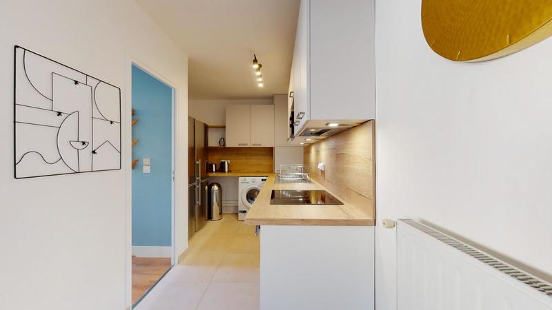 Appartement - 115 m² - 6 pièces