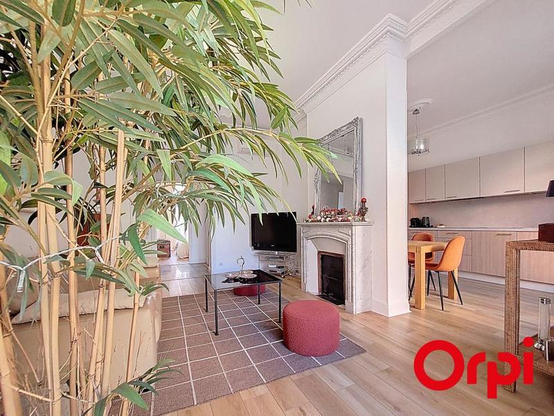 Appartement - 81 m² - 4 pièces