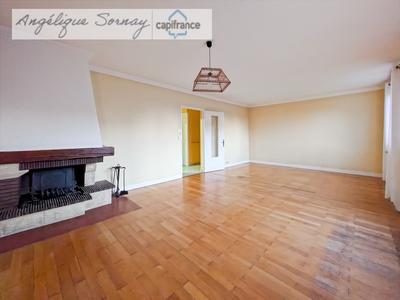 Maison - 91 m² - 4 pièces