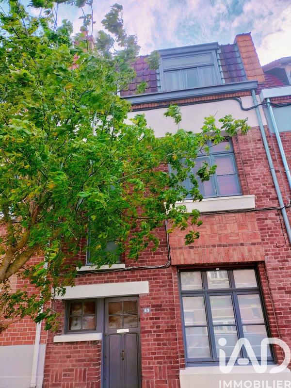 Maison - 90 m² - 4 pièces