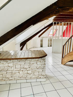 Appartement - 79 m² - 3 pièces