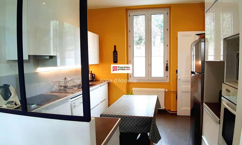 Maison - 190 m² - 8 pièces