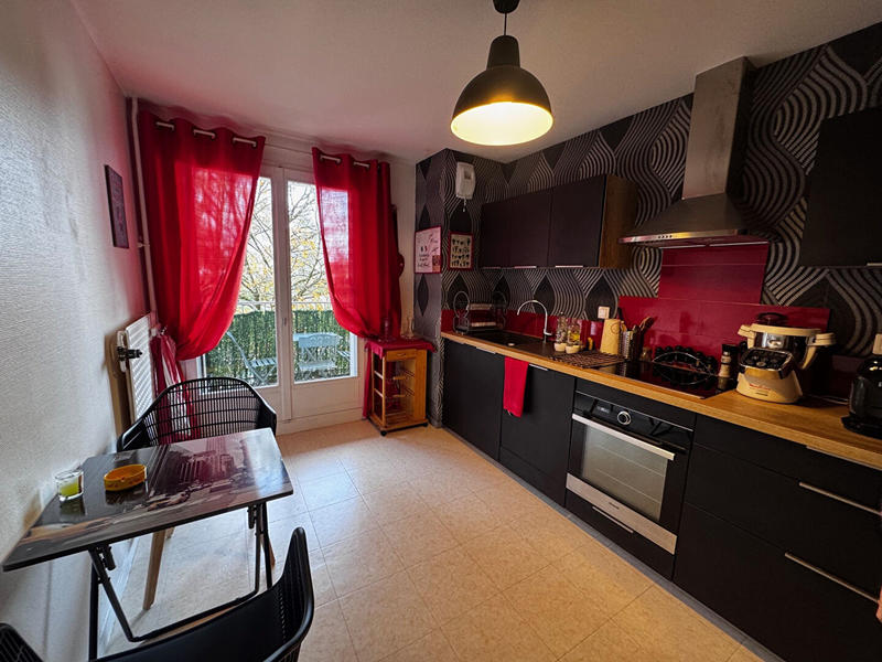 Appartement - 90 m² - 4 pièces