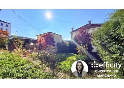 Maison - 205 m² - 8 pièces