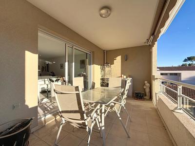 Appartement - 102 m² - 4 pièces