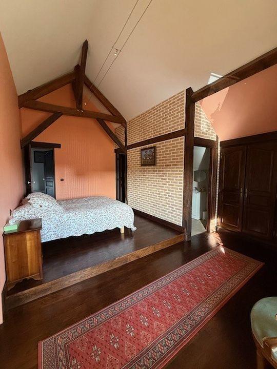 Demeure - 710 m² - 15 pièces