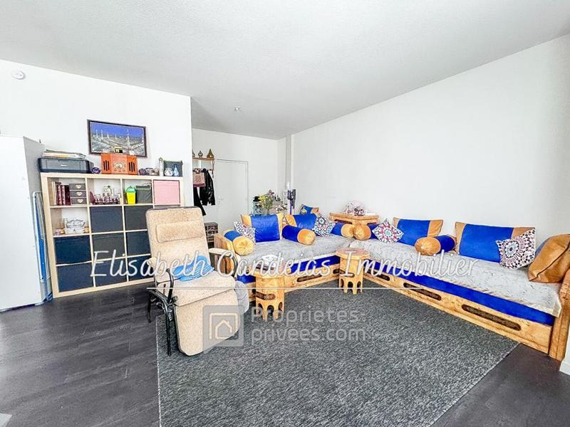 Immeuble - 272 m² - 14 pièces