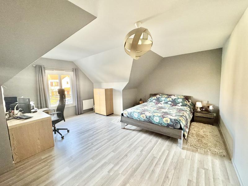 Maison - 147 m² - 5 pièces
