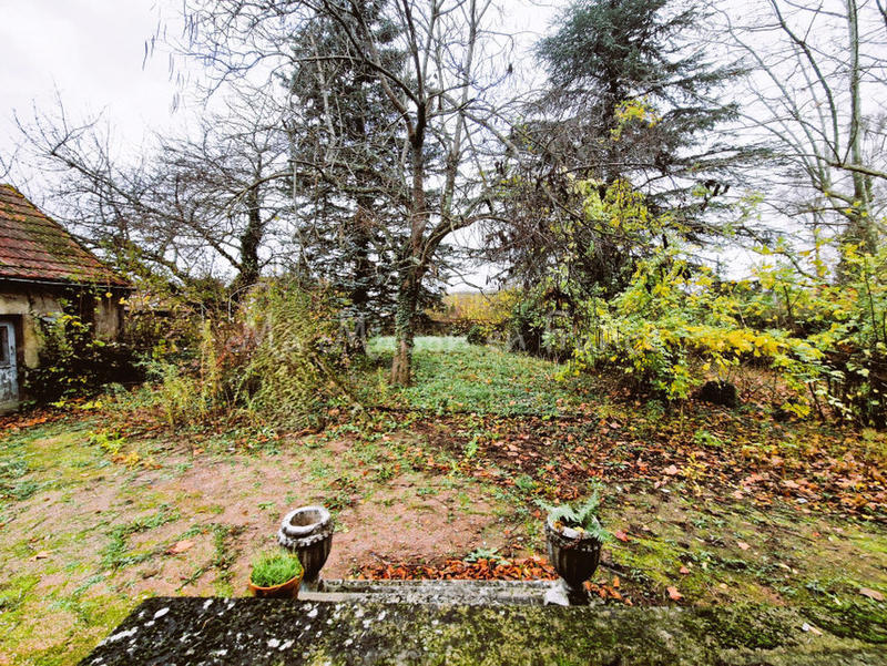 Maison - 146 m² - 9 pièces