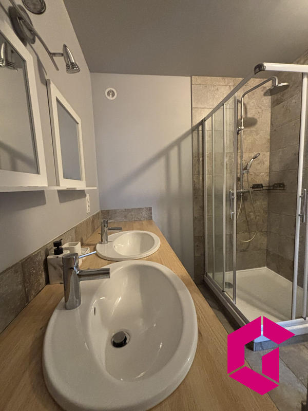 Appartement - 92 m² - 4 pièces