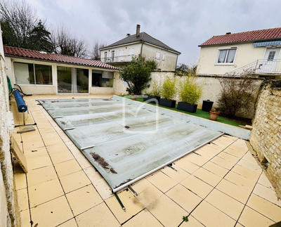 Maison - 152 m² - 7 pièces