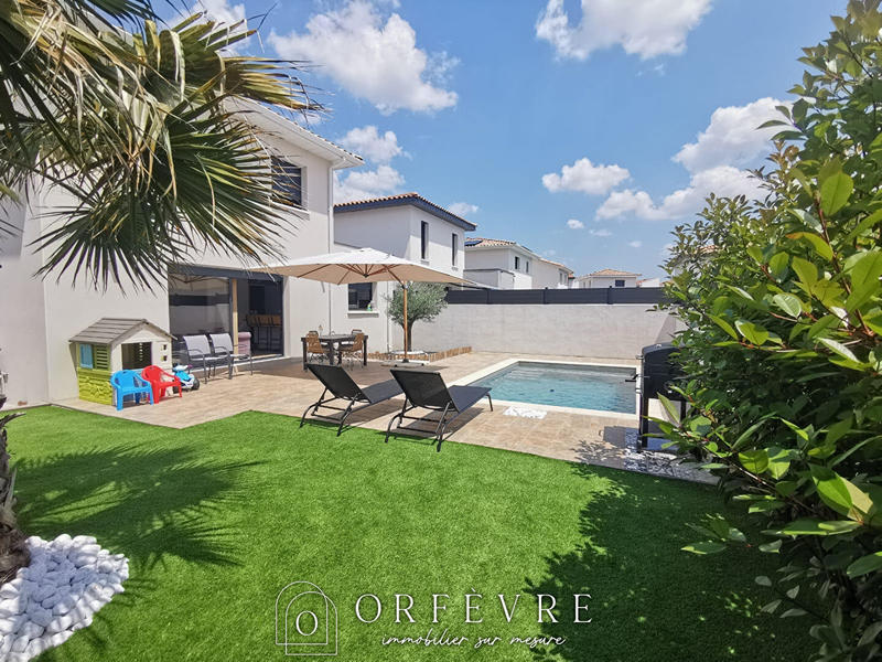 Maison - 108 m² - 4 pièces