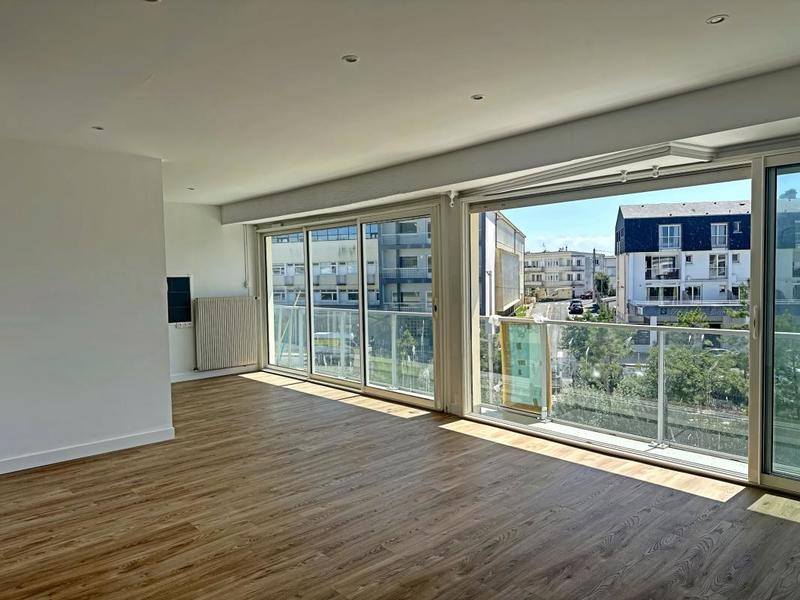 Appartement - 86 m² - 4 pièces