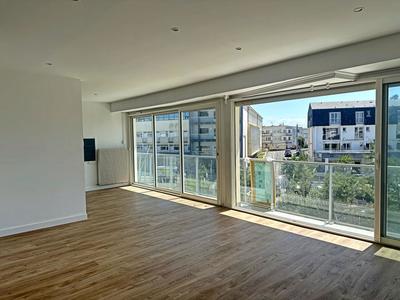 Appartement - 86 m² - 4 pièces