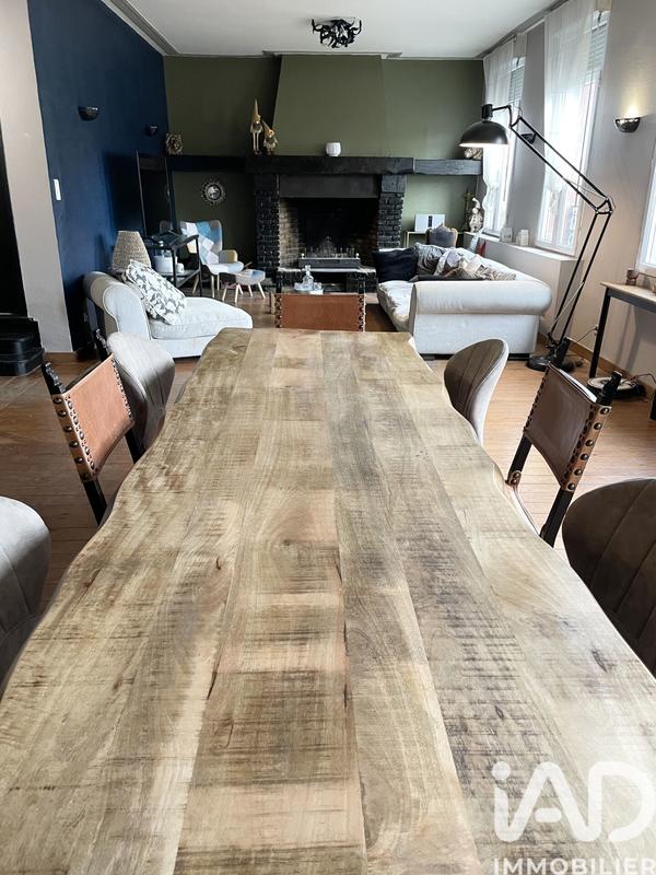 Maison - 379 m² - 10 pièces