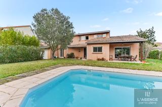 Maison - 176 m² - 6 pièces