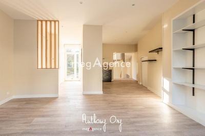 Maison - 138 m² - 6 pièces