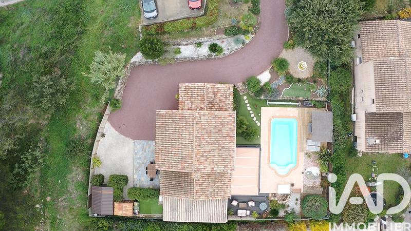 Maison - 132 m² - 6 pièces