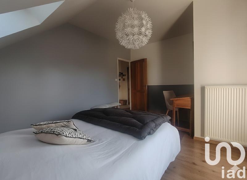 Maison - 213 m² - 7 pièces