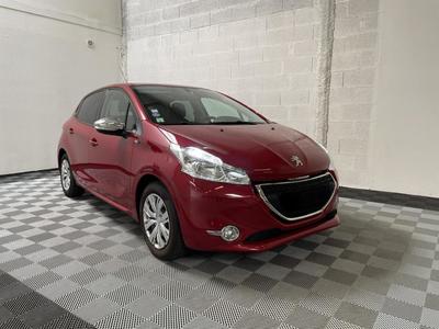 Peugeot 208 1.2 Puretech 82 Ch Style Premiere Main - Garantie 6 Mois