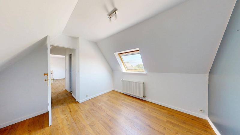 Maison - 157 m² - 7 pièces