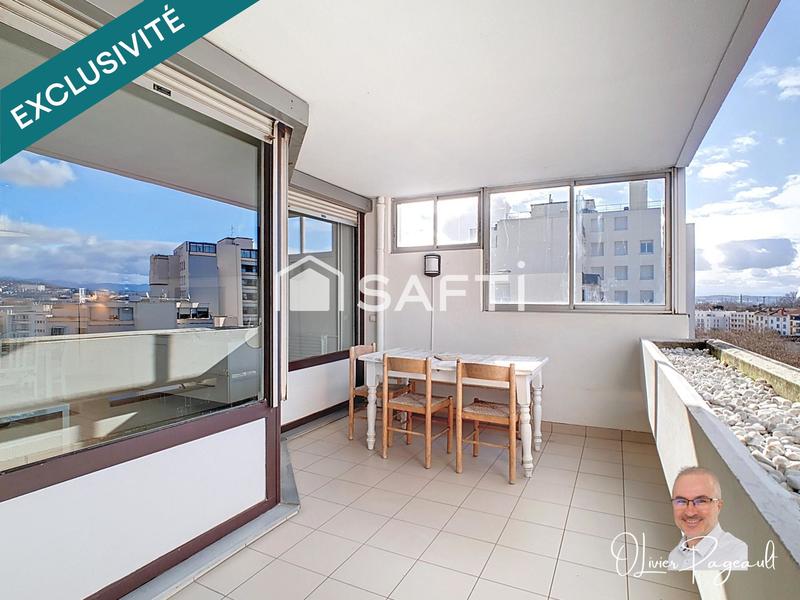 Appartement - 93 m² - 4 pièces