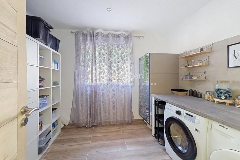 Maison - 167 m² - 4 pièces