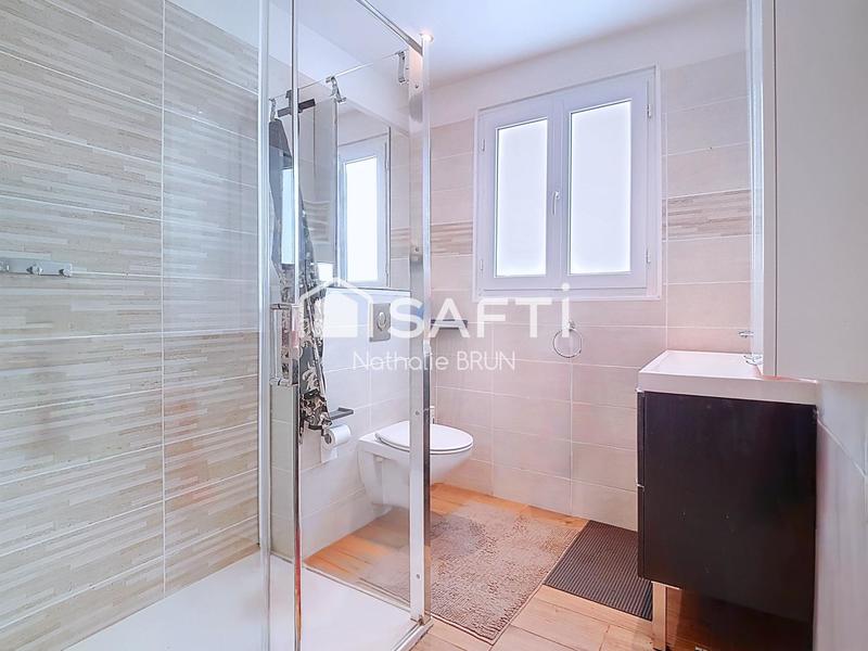 Maison - 171 m² - 7 pièces