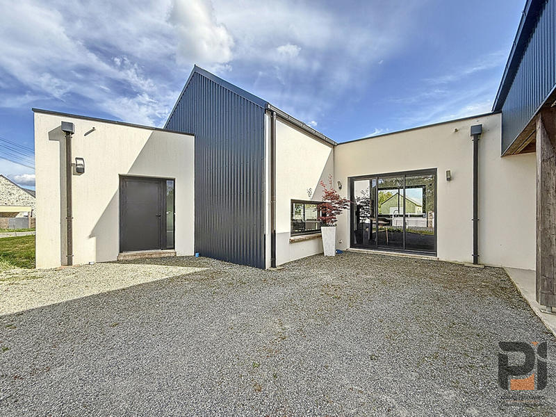 Maison - 145 m² - 5 pièces