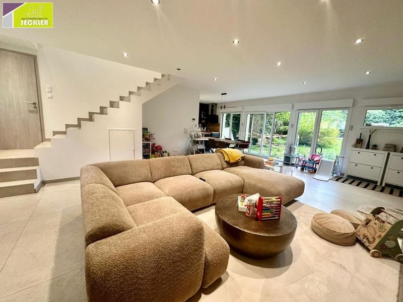 Maison traditionnelle - 125 m² - 5 pièces