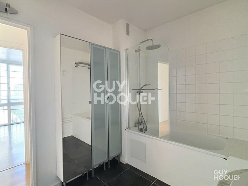 Appartement - 89 m² - 5 pièces