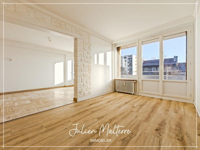 Appartement - 86 m² - 4 pièces
