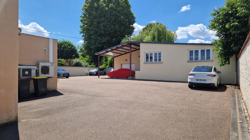 Local d'activité / Entrepôt - 160 m² - 2 pièces