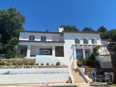 Villa - 400 m² - 8 pièces