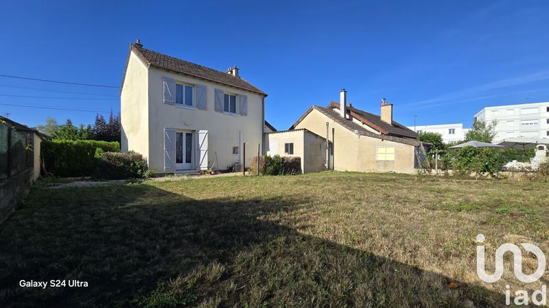 Maison - 80 m² - 4 pièces