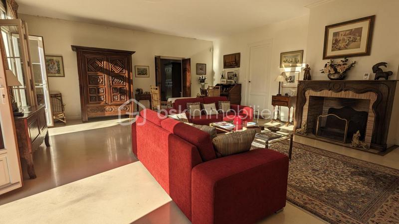 Demeure - 139 m² - 5 pièces