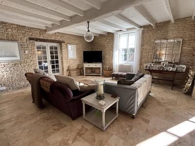 Maison - 429 m² - 17 pièces