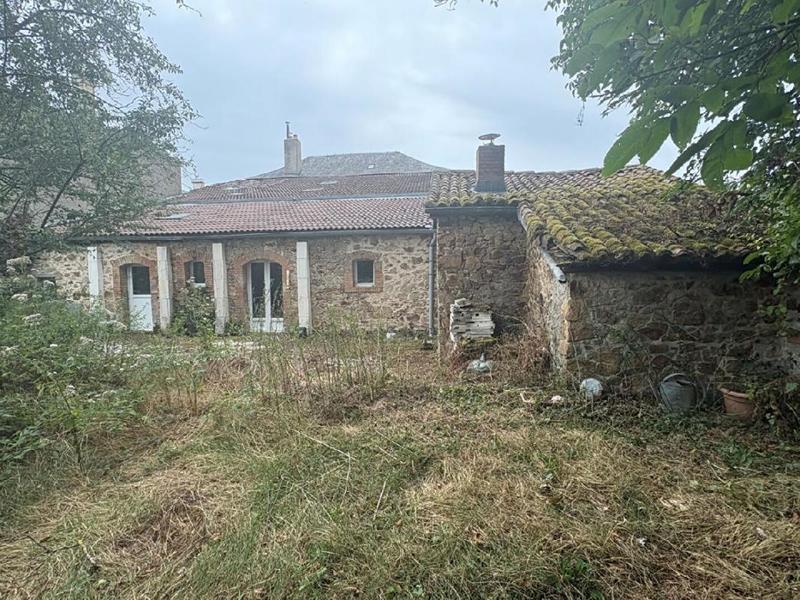 Maison - 122 m² - 4 pièces