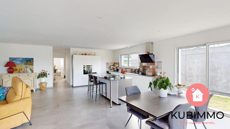 Maison - 120 m² - 5 pièces