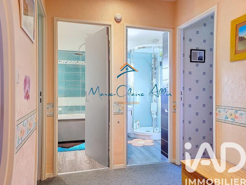 Maison - 101 m² - 5 pièces