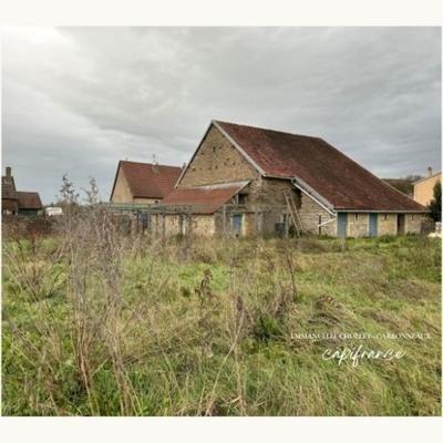 Grange - 94 m² - 2 pièces