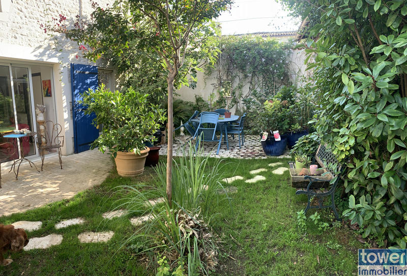 Maison - 180 m² - 6 pièces